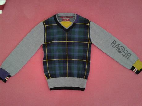 Sviatocny stylovy svetrik rare, 116