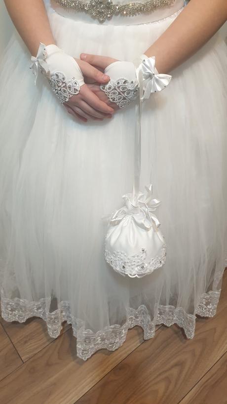 Šaty na prvé sväté prijímanie, 152