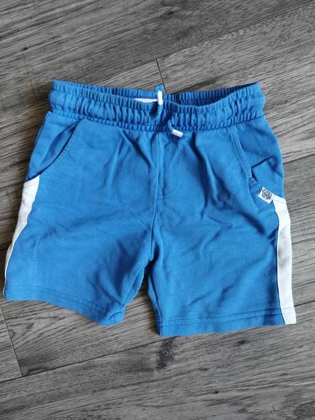 Kraťasy  veľ. 92-98, 98