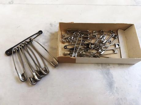 Galantéria - malý materiál,