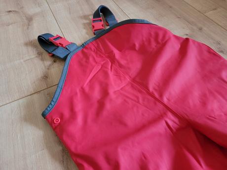 Nohavice do dažďa, lupilu,86