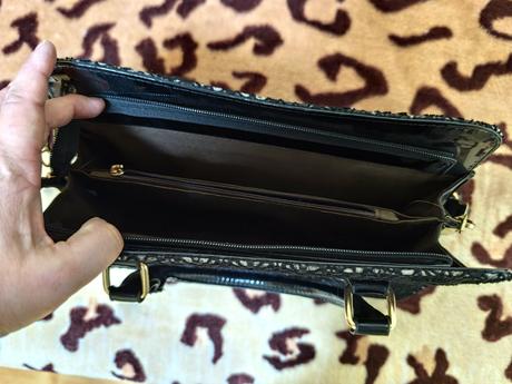 Čierna kabelka michael kors, trochu ošúchané boky,, michael kors