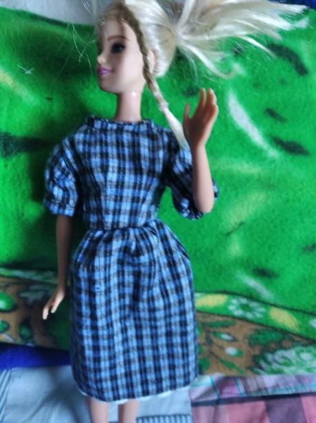 Šaty pre barbie,