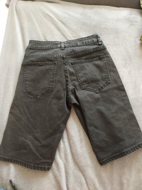 Pánske riflové kraťasy, 28