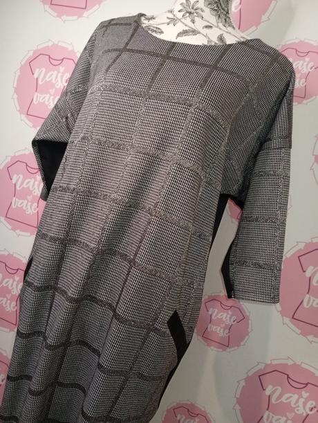 Svetríkove šaty, 48