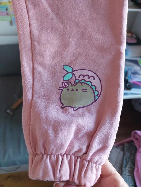 Teplaky, reserved,128