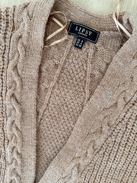 Pekný cardigan, lipsy london,s