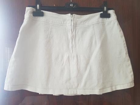 Kratka biela sukna - rozne s, s