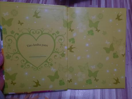 Barbie ružová a zelená kniha rozprávok, 