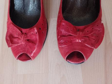 Kožené bordové lodičky v.38, 38