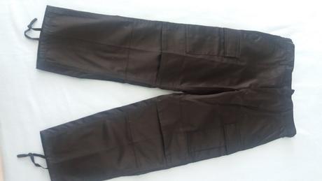 Športivé nohavice, 134