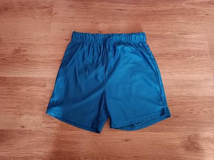 Športové kraťasy, 146