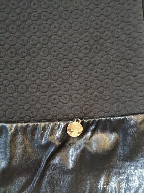 Elegantne cierne saty, m