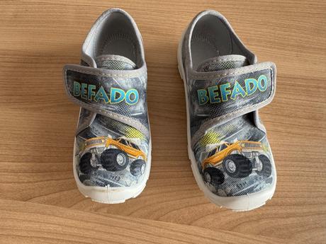 Topanky, tenisky, platenky, befado,26