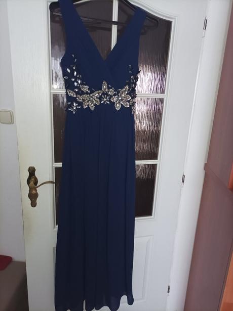 Spoločenské šaty, 38