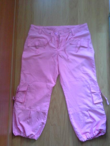 Ružové 3/4 tove nohavice,kapsace, l