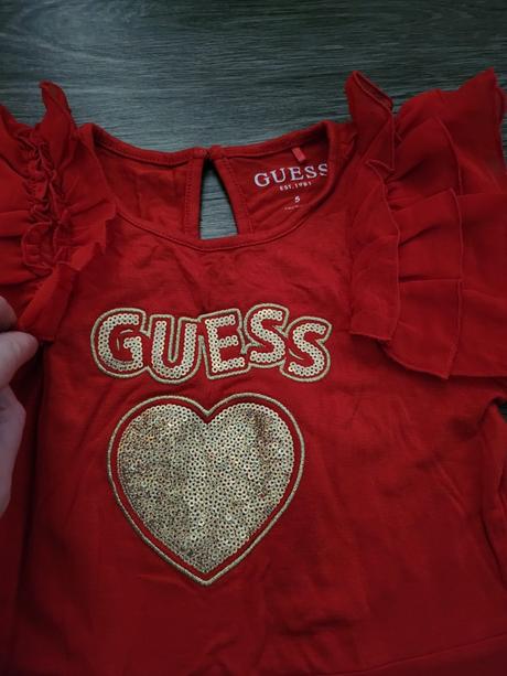 Pekne šaty guess, guess,110