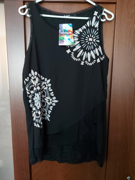 Desigual krásny dámsky atypický top s visačkou, desigual,s