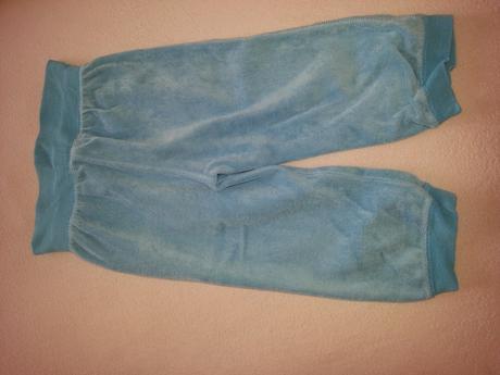 Zamatove teplaky, 86