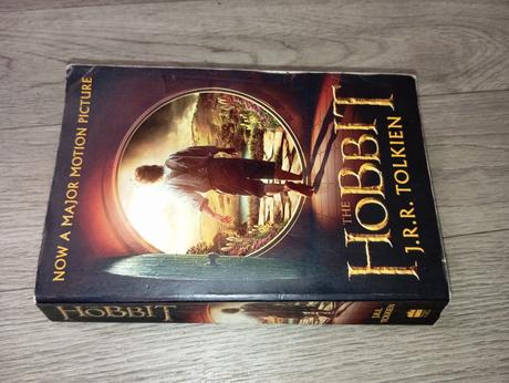 Tolkien - hobbit paperback, 