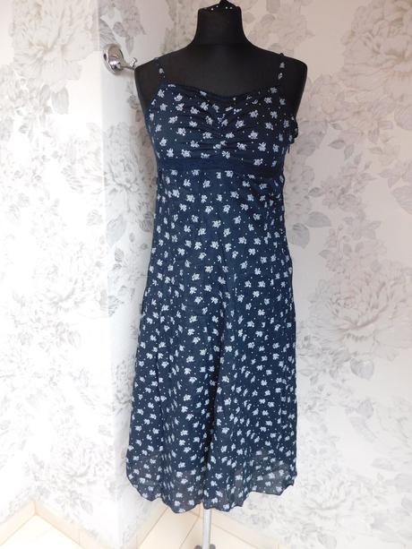 Pekne letne šaty, 164