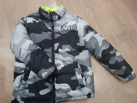 Obojstranná bunda maskač / neón, takko,134