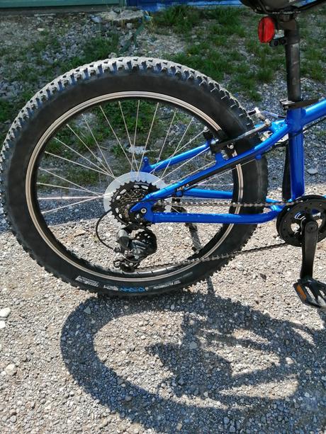 Kona- hula veľ.24, kona,24