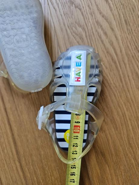 Dievcenske sandale gioseppo, 21