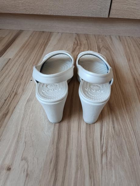 Originál crocs sandále - veľmi pohodlné, top stav, crocs,40