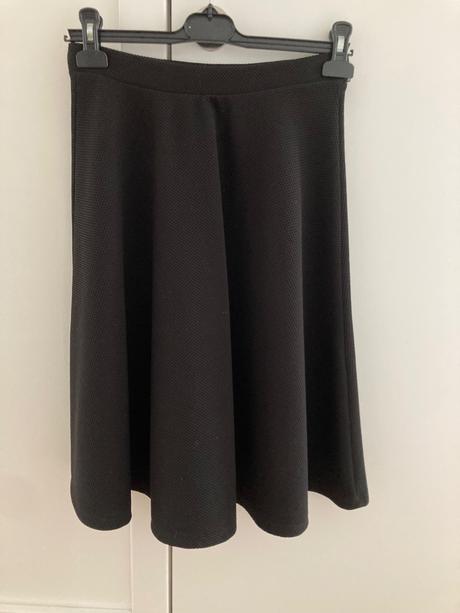 Sukna a strih, pull&bear,m