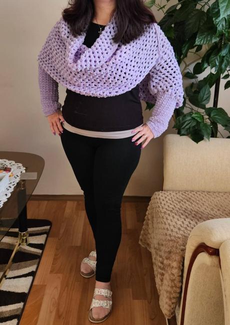 Predám handmade hačkované pončo - krémová, <50