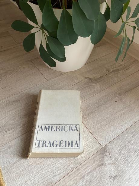 Americká tragédia,
