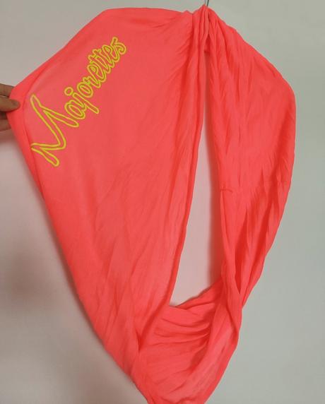 Žiarivá nekonečná šatka, 