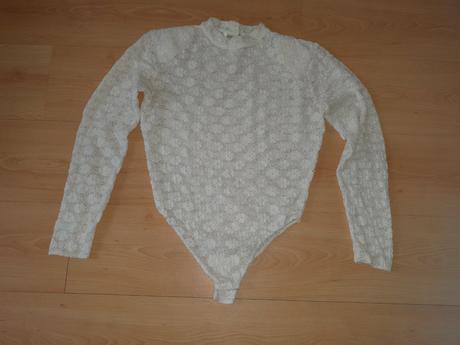 Čipkované body, m