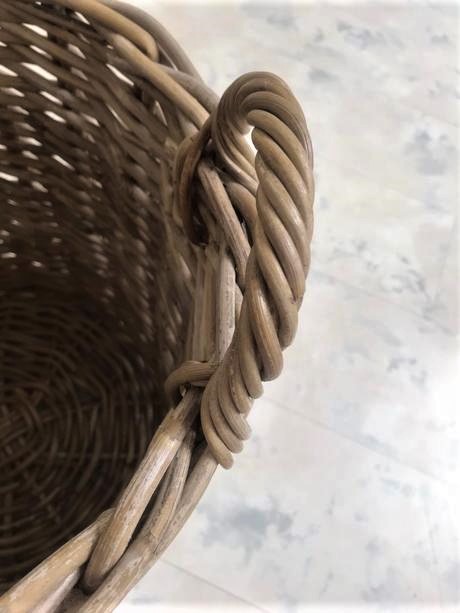 Kvalitný veľký prútený kôš, 