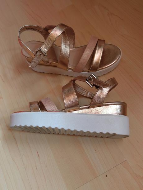 Zlaté platformy, 37