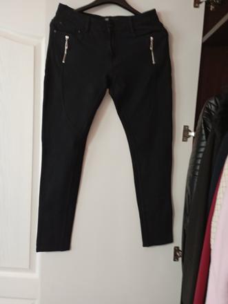 Čierne nohavice, 28