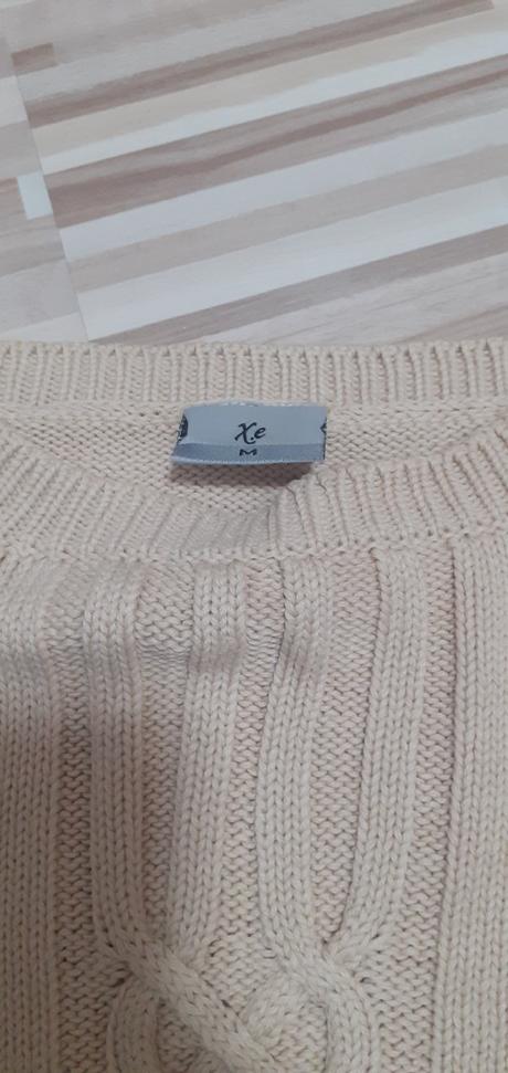 Pulover s vrkočovym vzorom, s