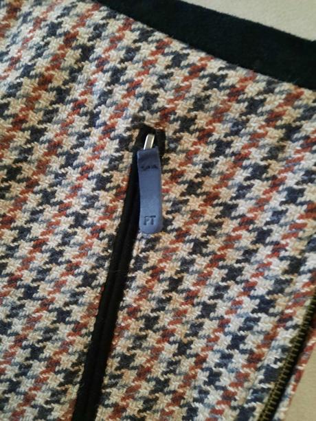 Damska vlnena sukna, 38