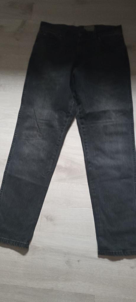 Rifle zn. wrangler vel. 164/s, wrangler,164