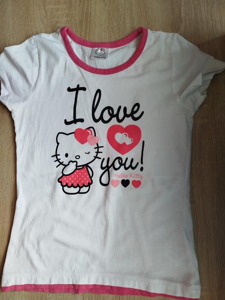 Pekné tričko 134/140, sanrio,134