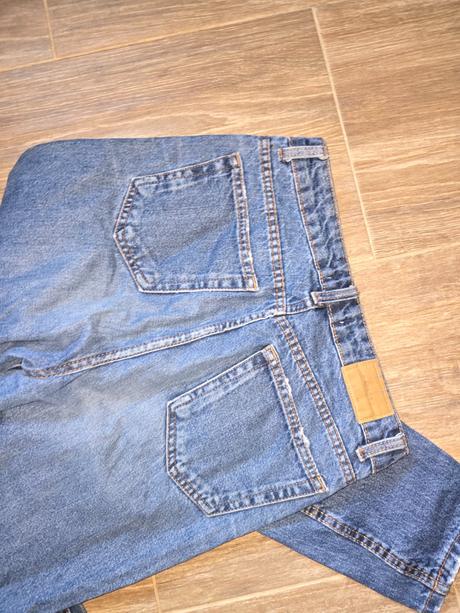 Rifle č.34, bershka,34