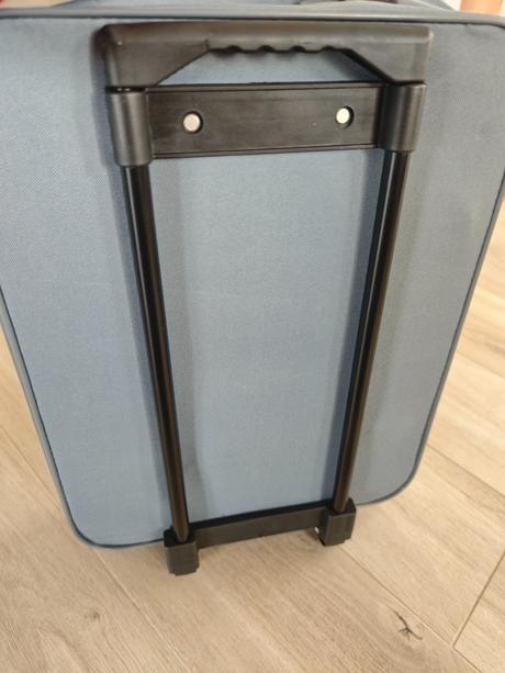 Kufor na kolieskach, 