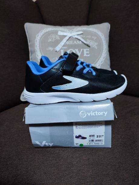 Chlapčenské tenisky, victory,31