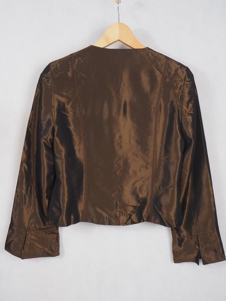 Kvalitné elegantné sako share, 40