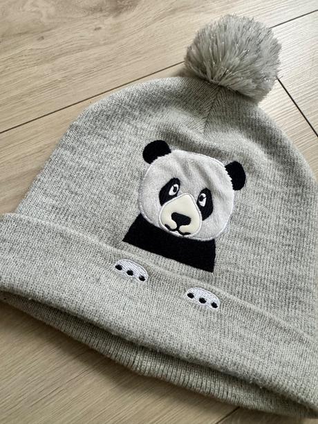 Pandova čiapka s brmbolcom, h&m,134