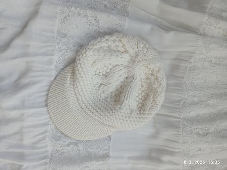 Teplá "šiltovka" (už s poštovným), 