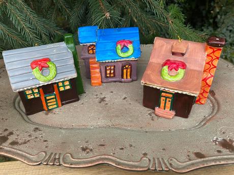 Keramické domčeky,