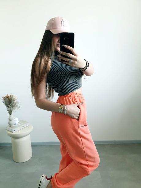 Monochrome tepláky l, l