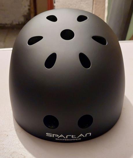 Skejt prilba l, 